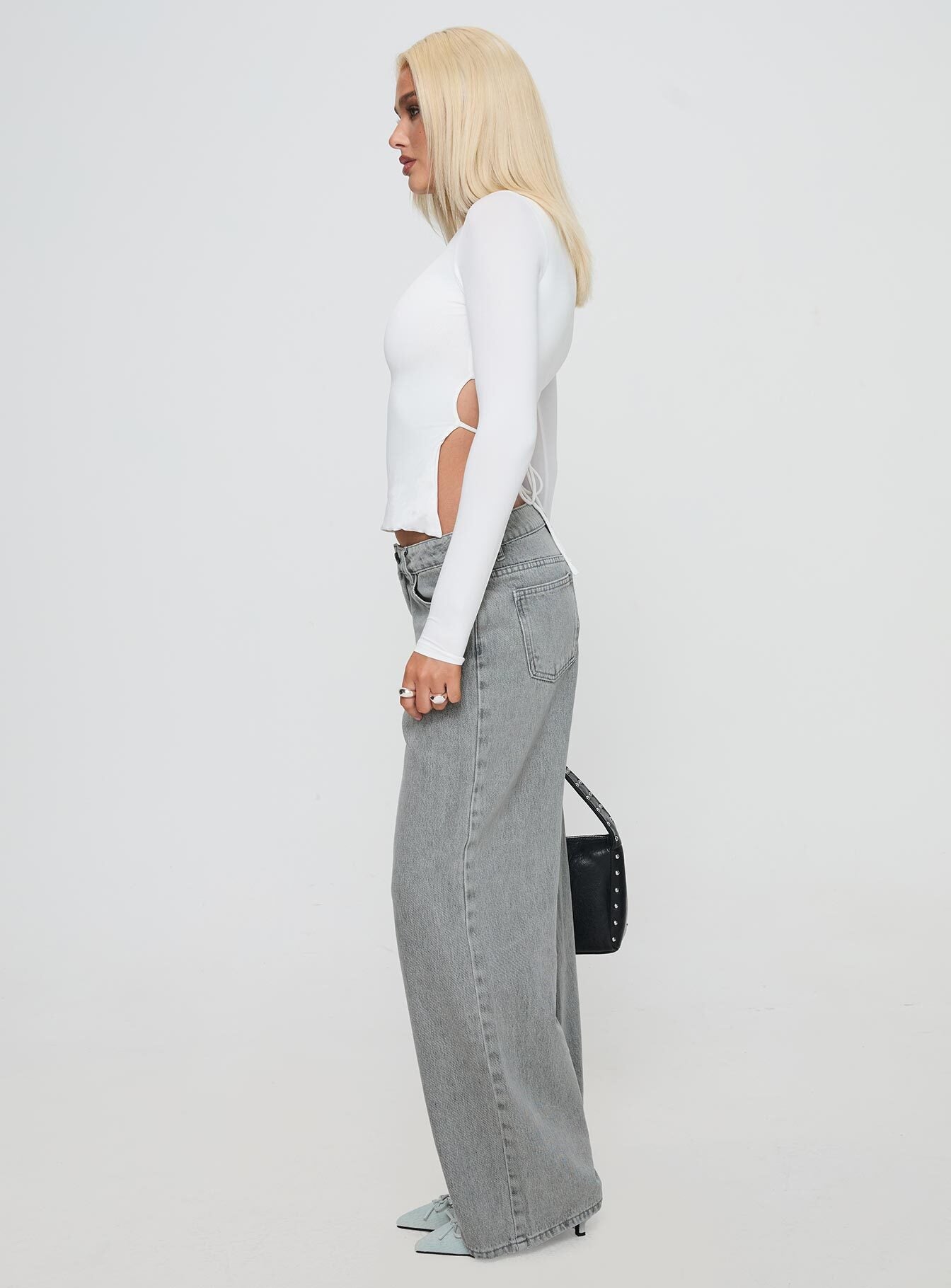 Ellanor Low Rise Straight Leg Jeans Washed Grey Petite - Image 4