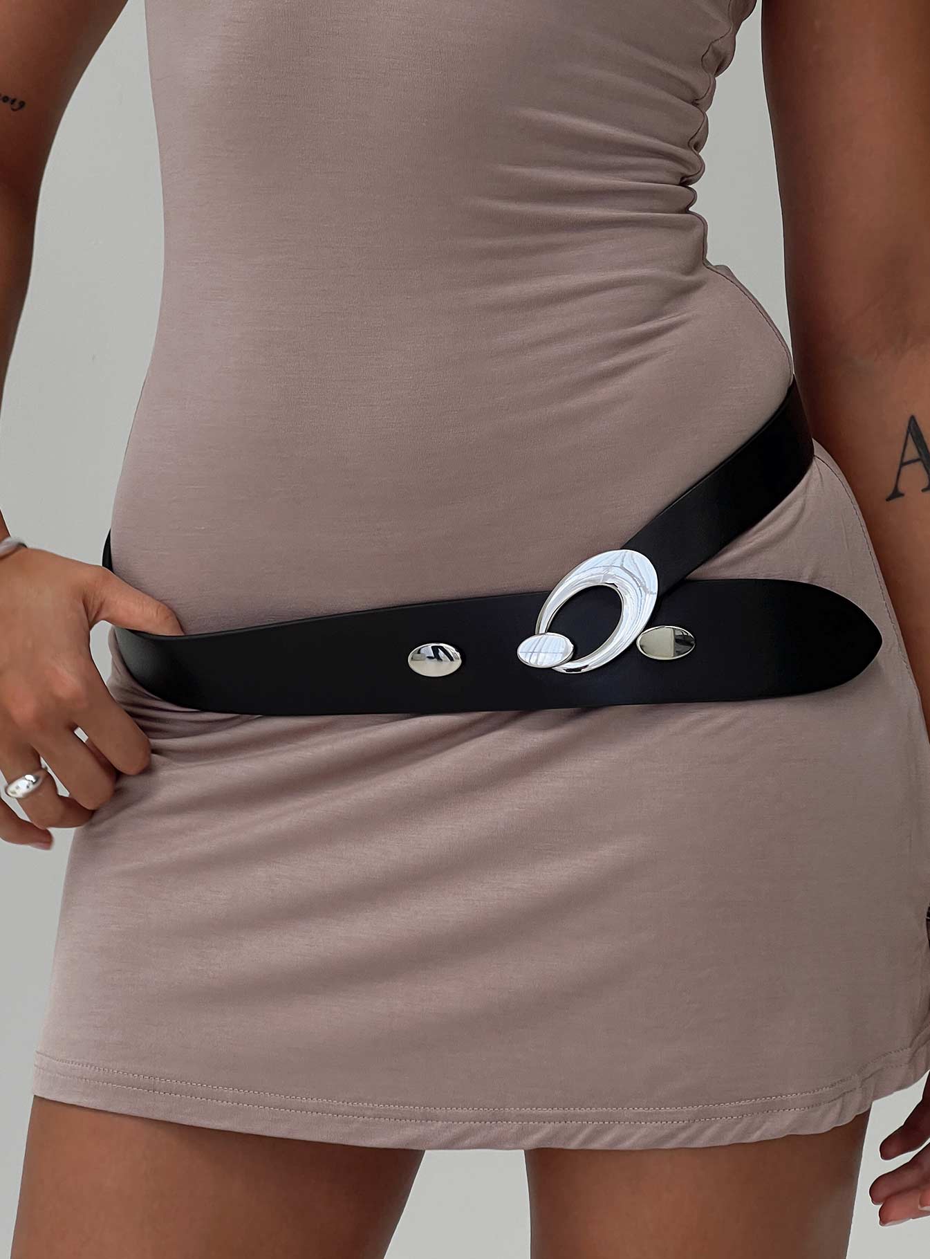 Jaide Low Waist Belt Black  Silver