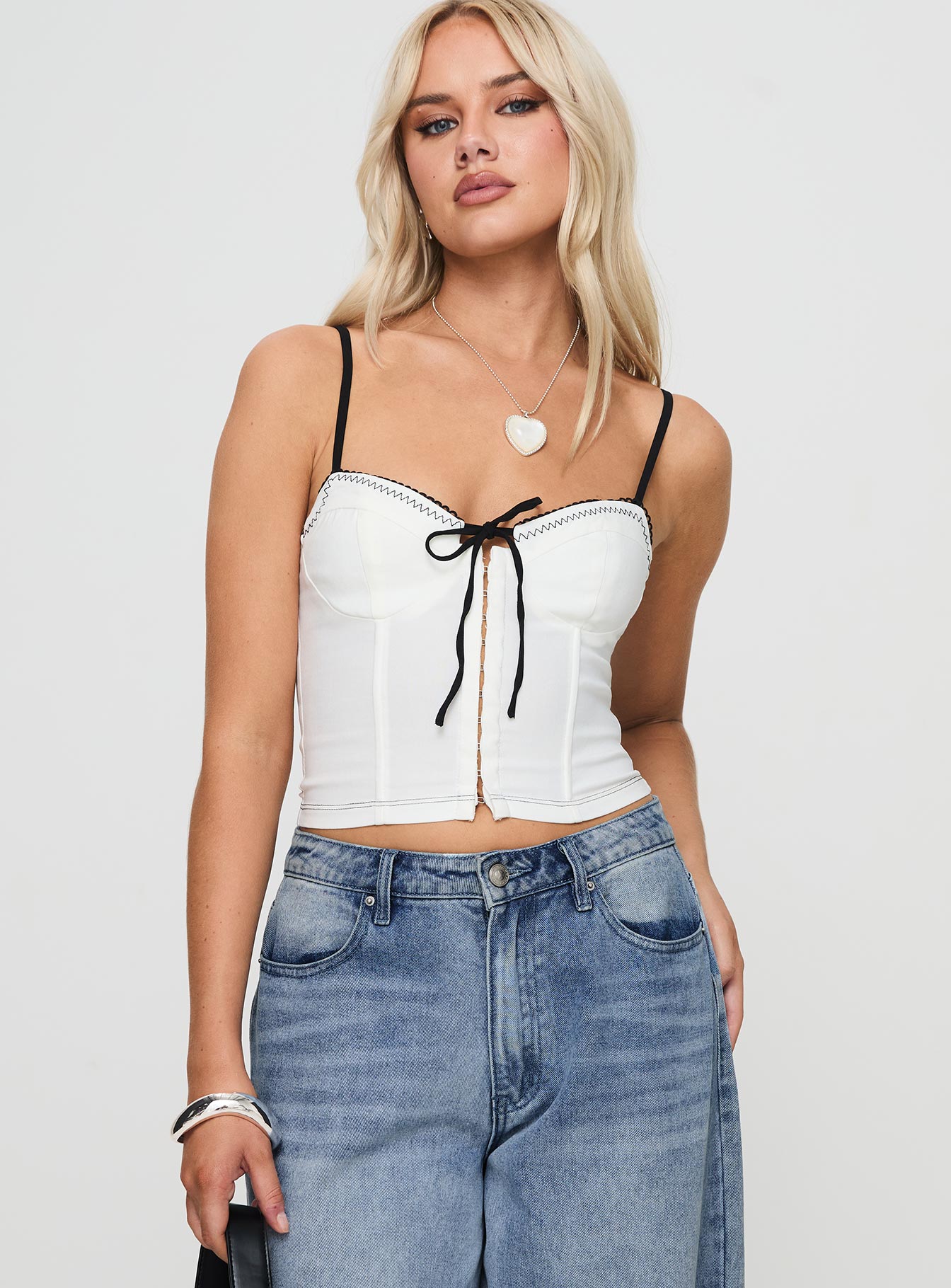 Severas Top White - Image 2