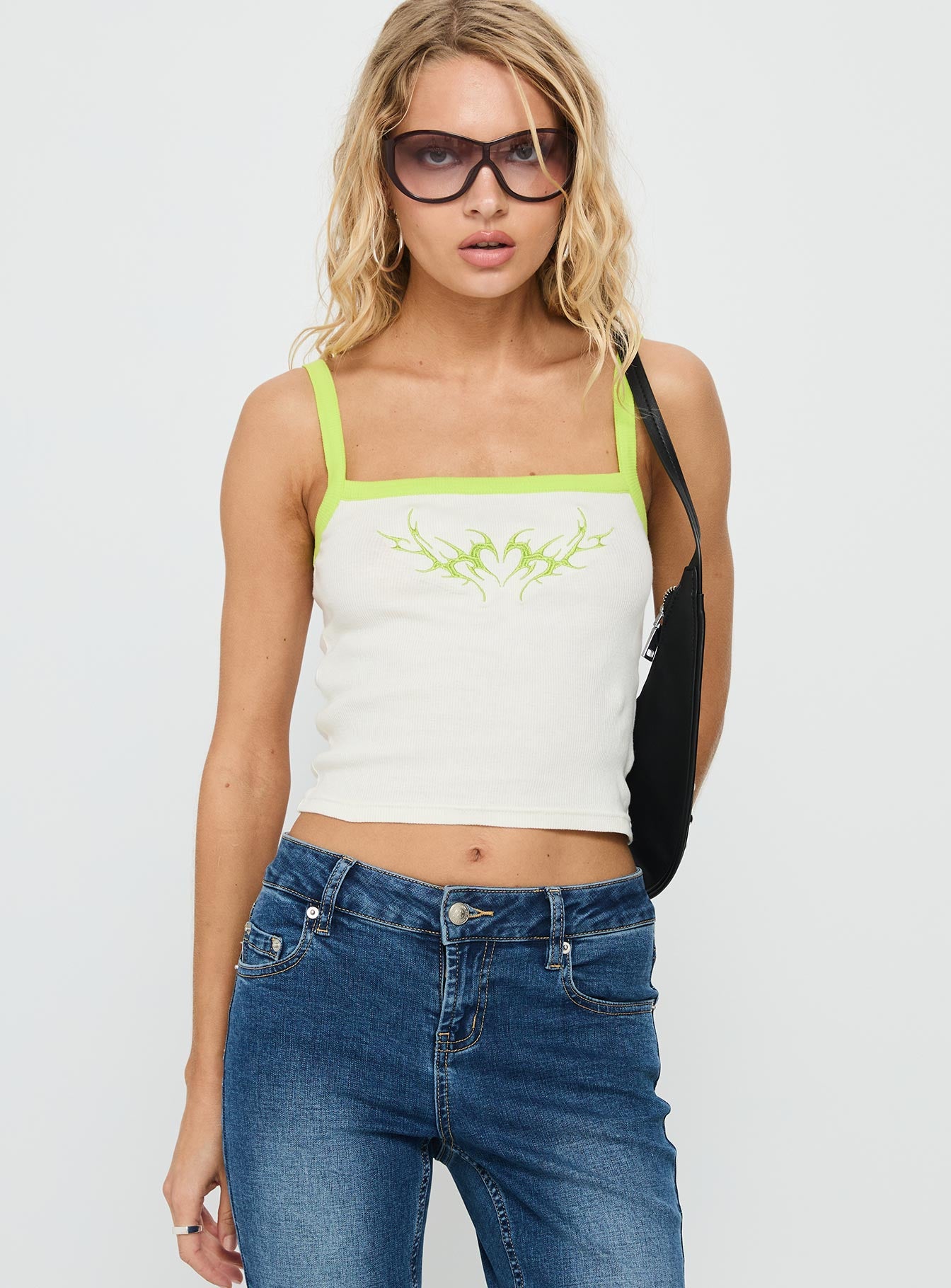 Heatrstruck Graphic Tank Top White - Image 2