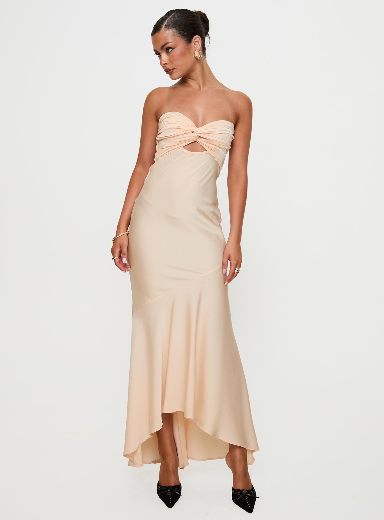 Stand A Chance Twist Detail Maxi Dress Champagne - Image 2
