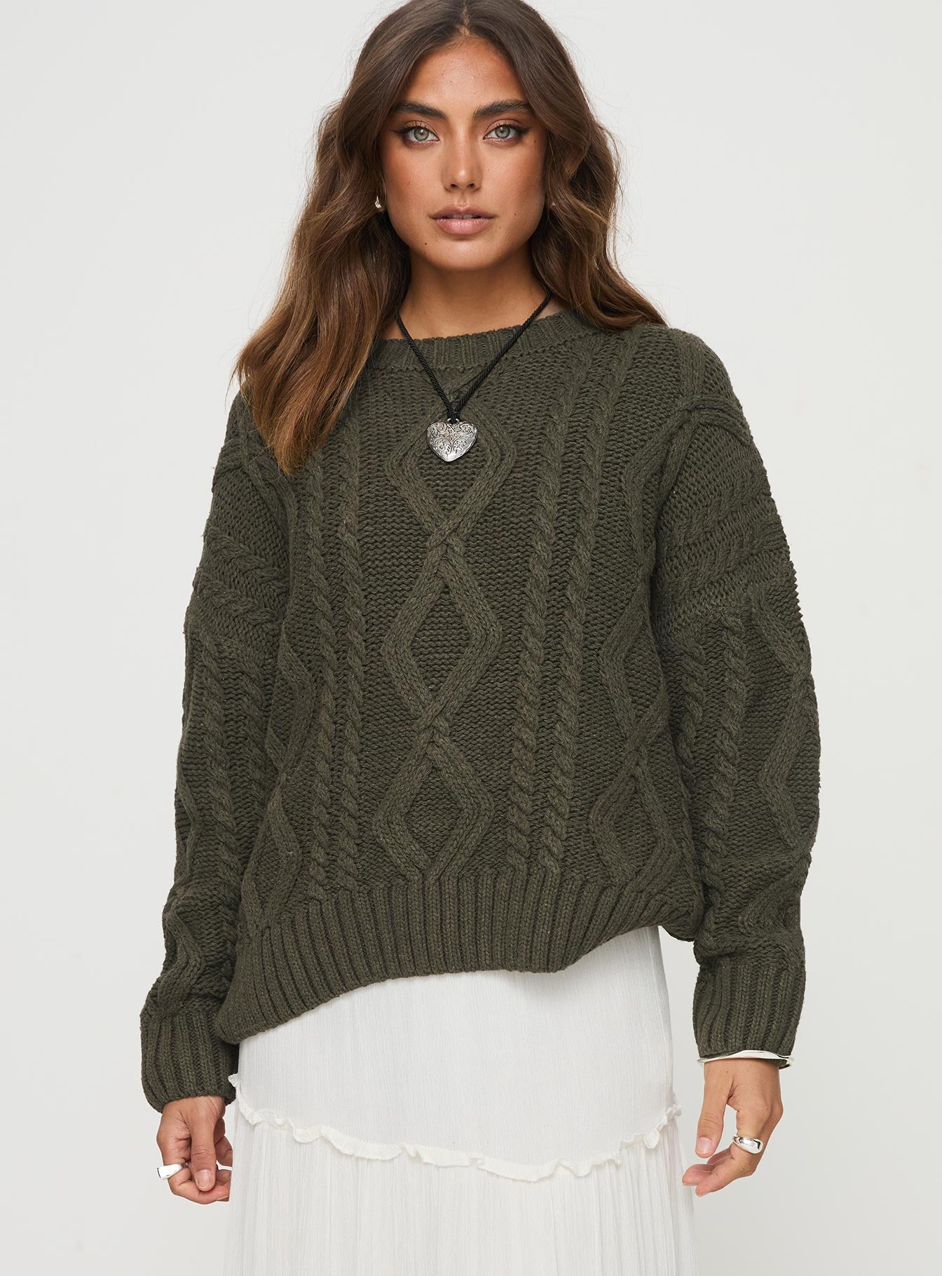 Anaya Oversized Sweater Olive - Image 3