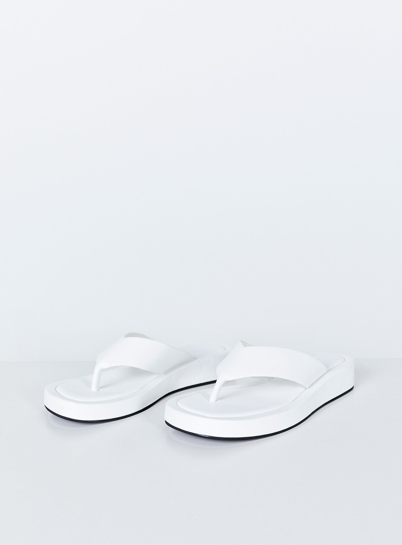 Tampa Sandals White - Image 2