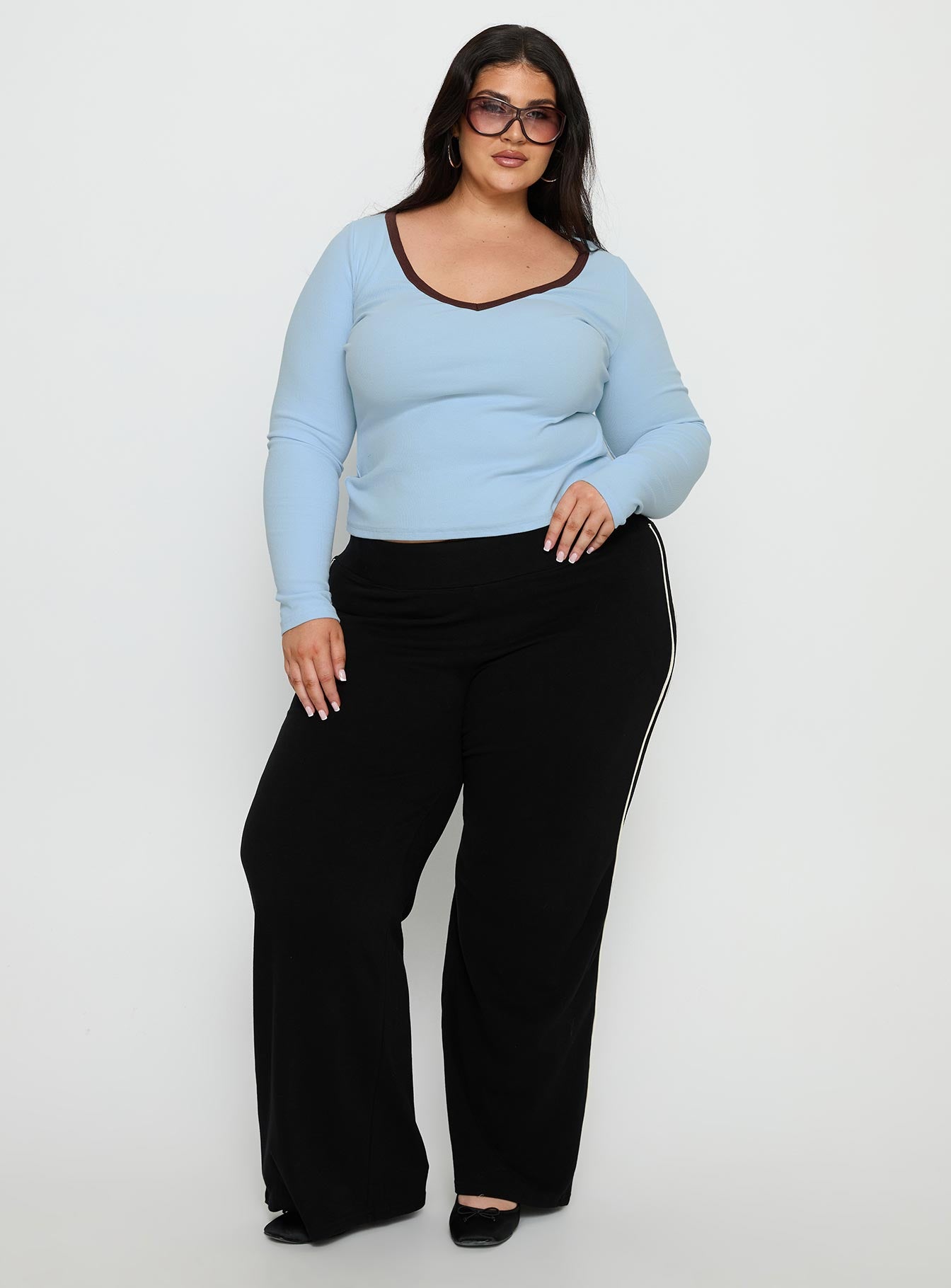 Baseline V Neck Long Sleeve Top Blue Brown Curve - Image 3