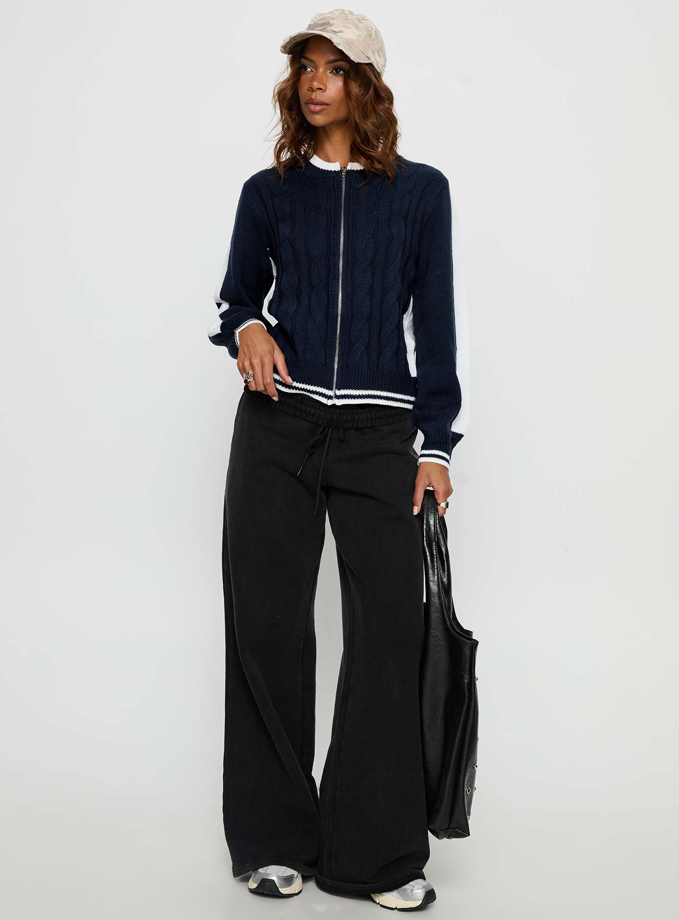 Tevyn Cable Knit Zip Through Knit Sweater Blue Cream - Image 2
