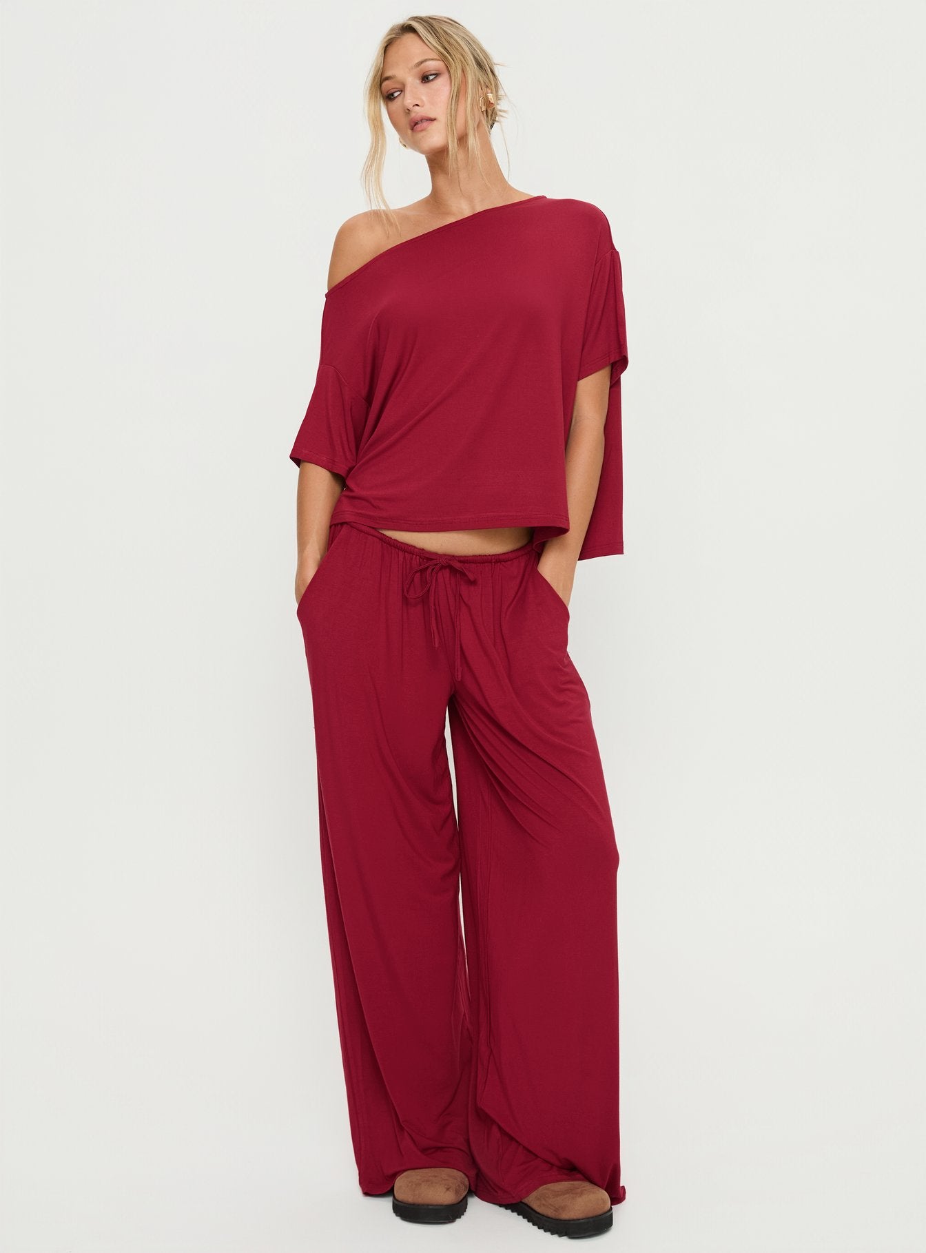Cozy Hour Sleep Relaxed Off Shoulder Top Red - Image 3