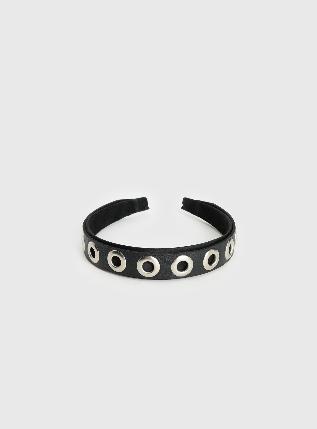 Yasminn Eyelet Headband Black - Image 3