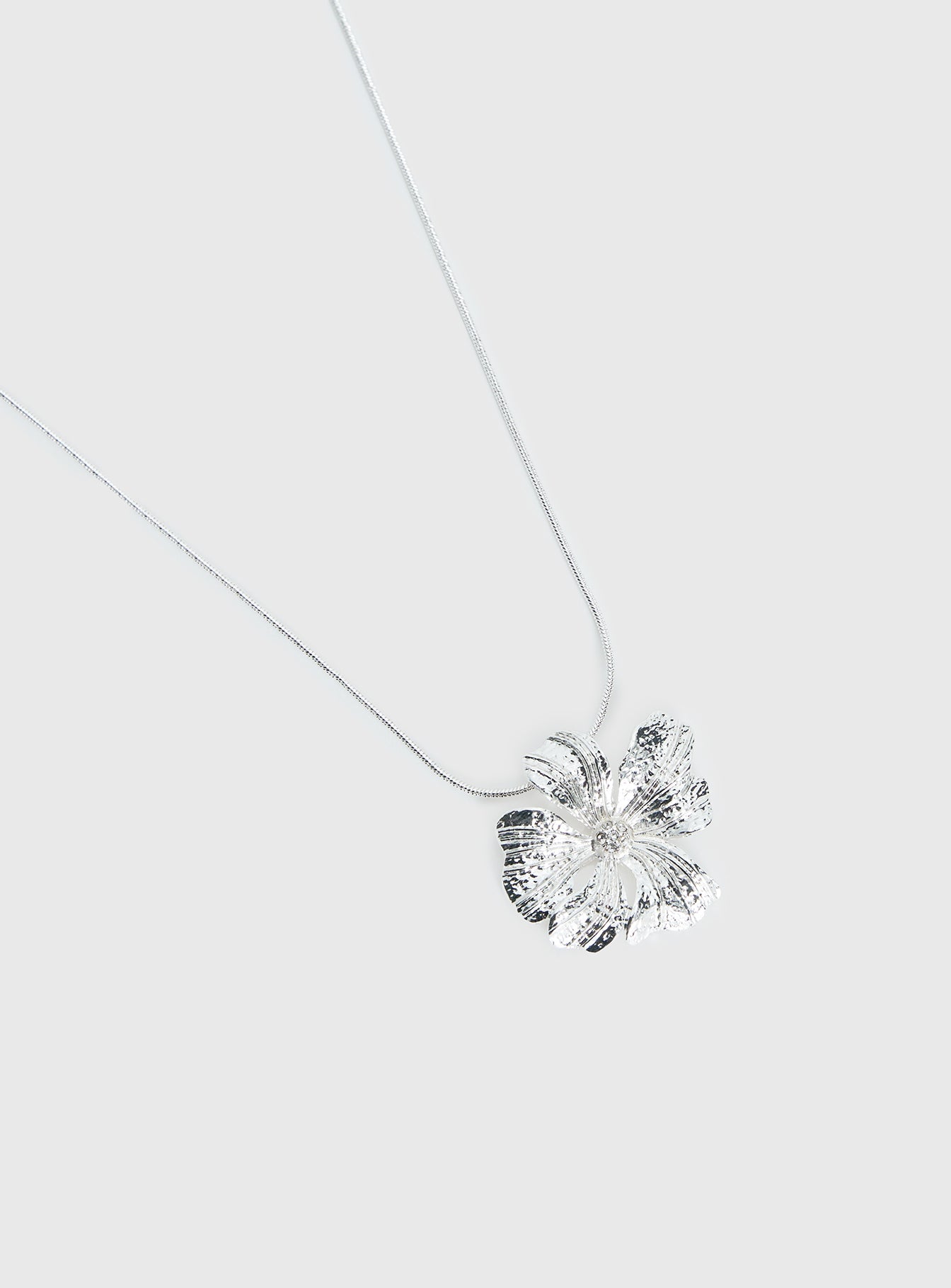 Wish Me Luck Flower Pendant Necklace Silver - Image 3