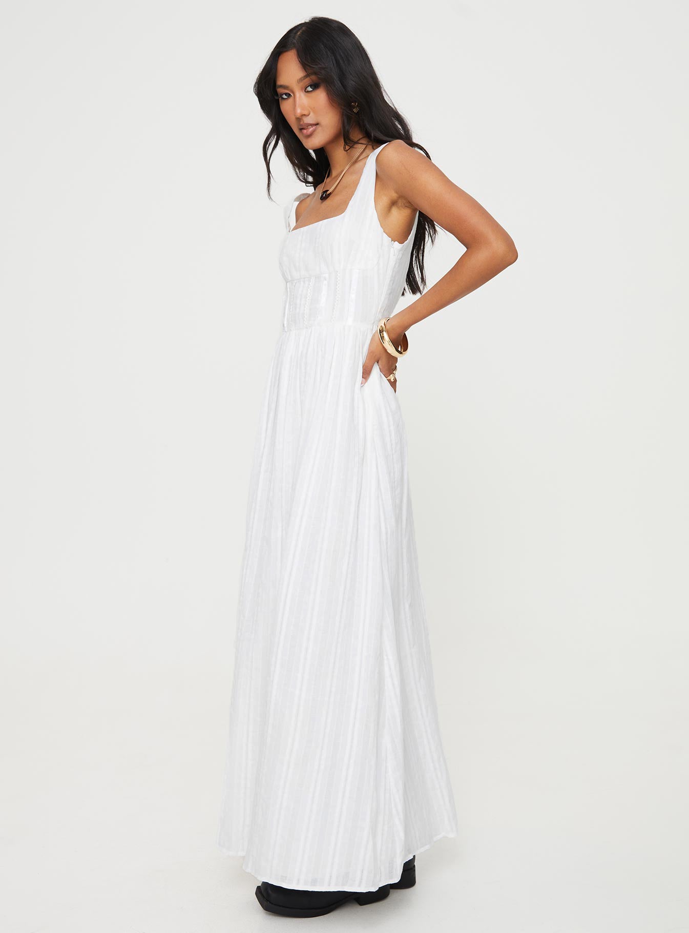 Lorinda Maxi Dress White - Image 4