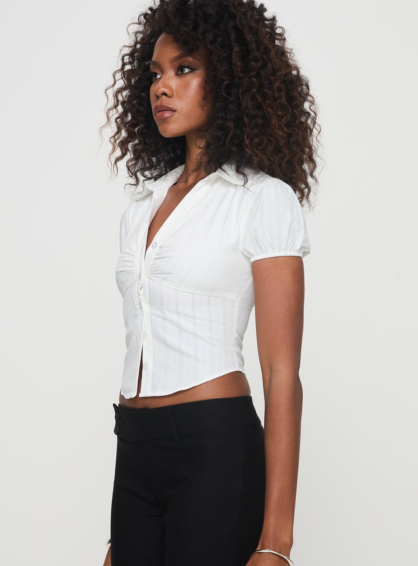 Sakshi Shirt White - Image 4