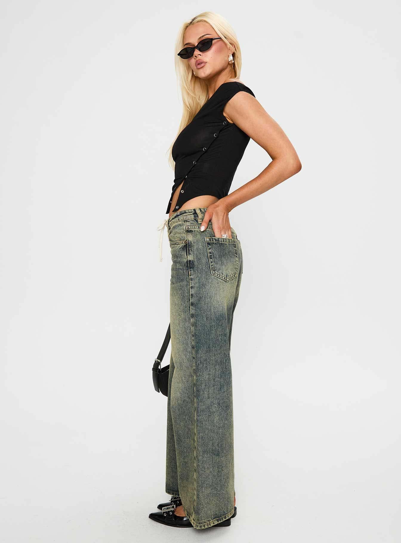 Mellowed Out Low Rise Straight Leg Jeans Antique Wash - Image 4