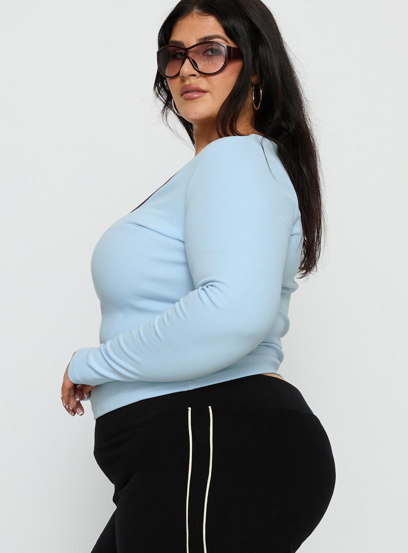 Baseline V Neck Long Sleeve Top Blue Brown Curve - Image 4