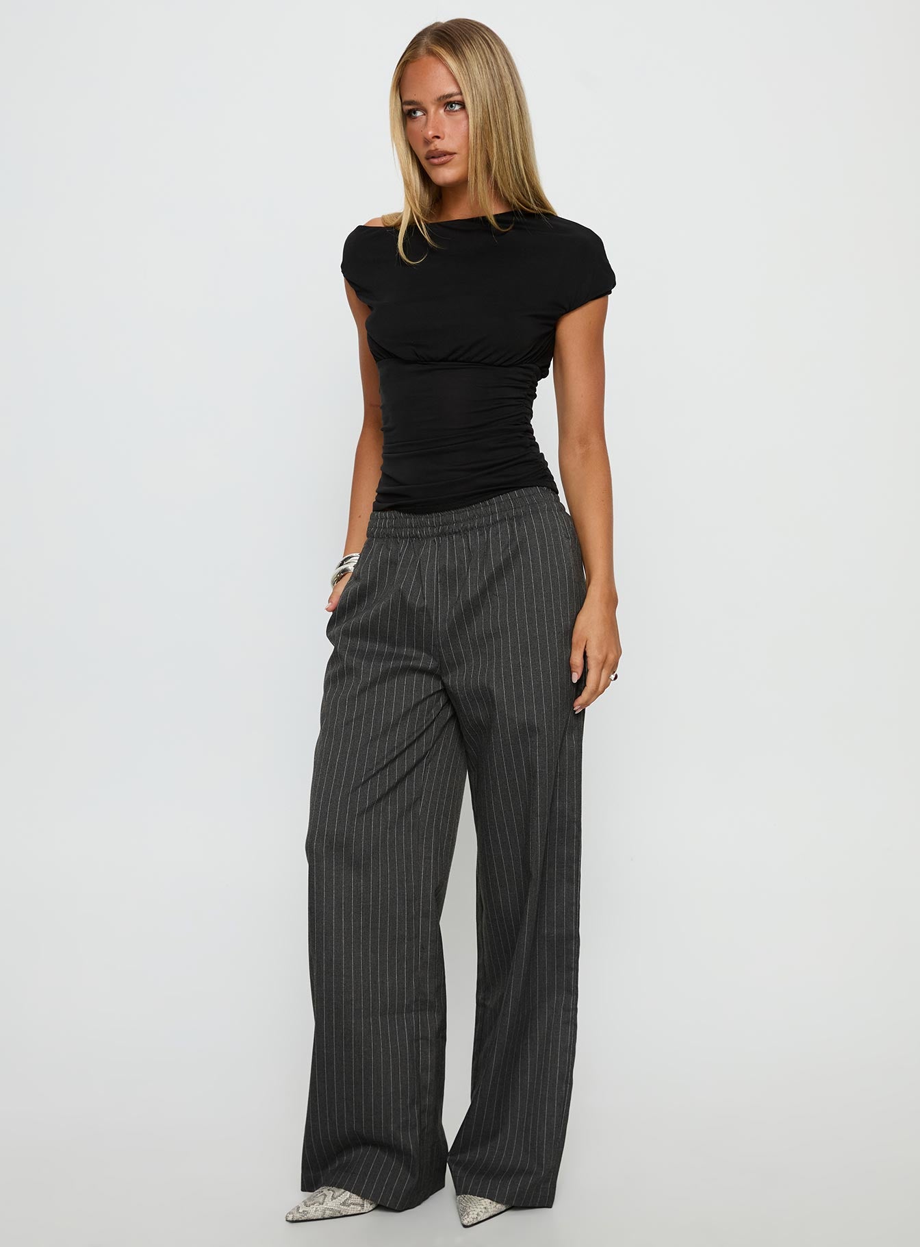 Jaysa Baggy Wide Leg Pant Grey Pinstripe - Image 3
