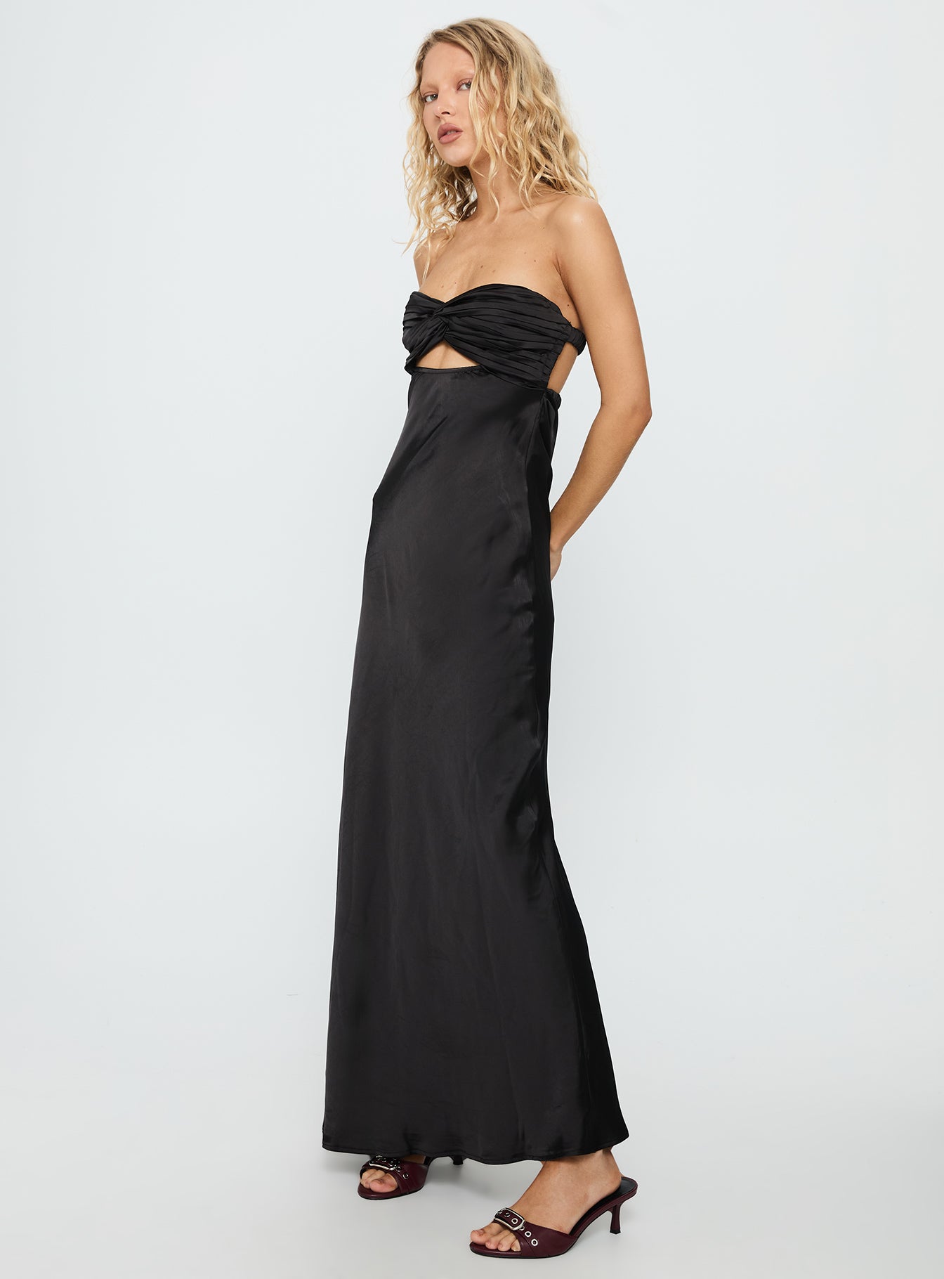 Faviola Strapless Maxi Dress Black - Image 4