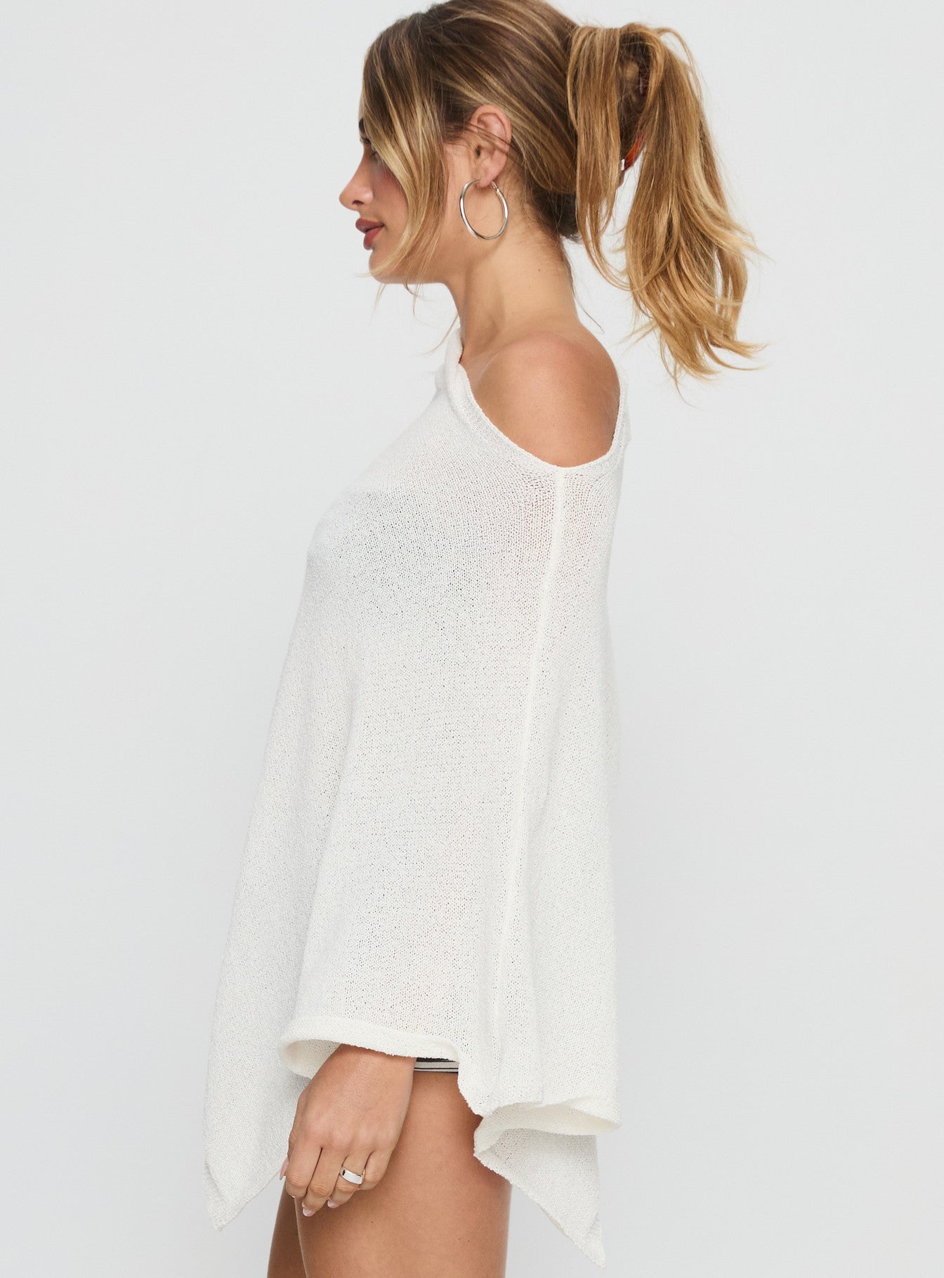 Rouse Off Shoulder Knit Poncho White - Image 4