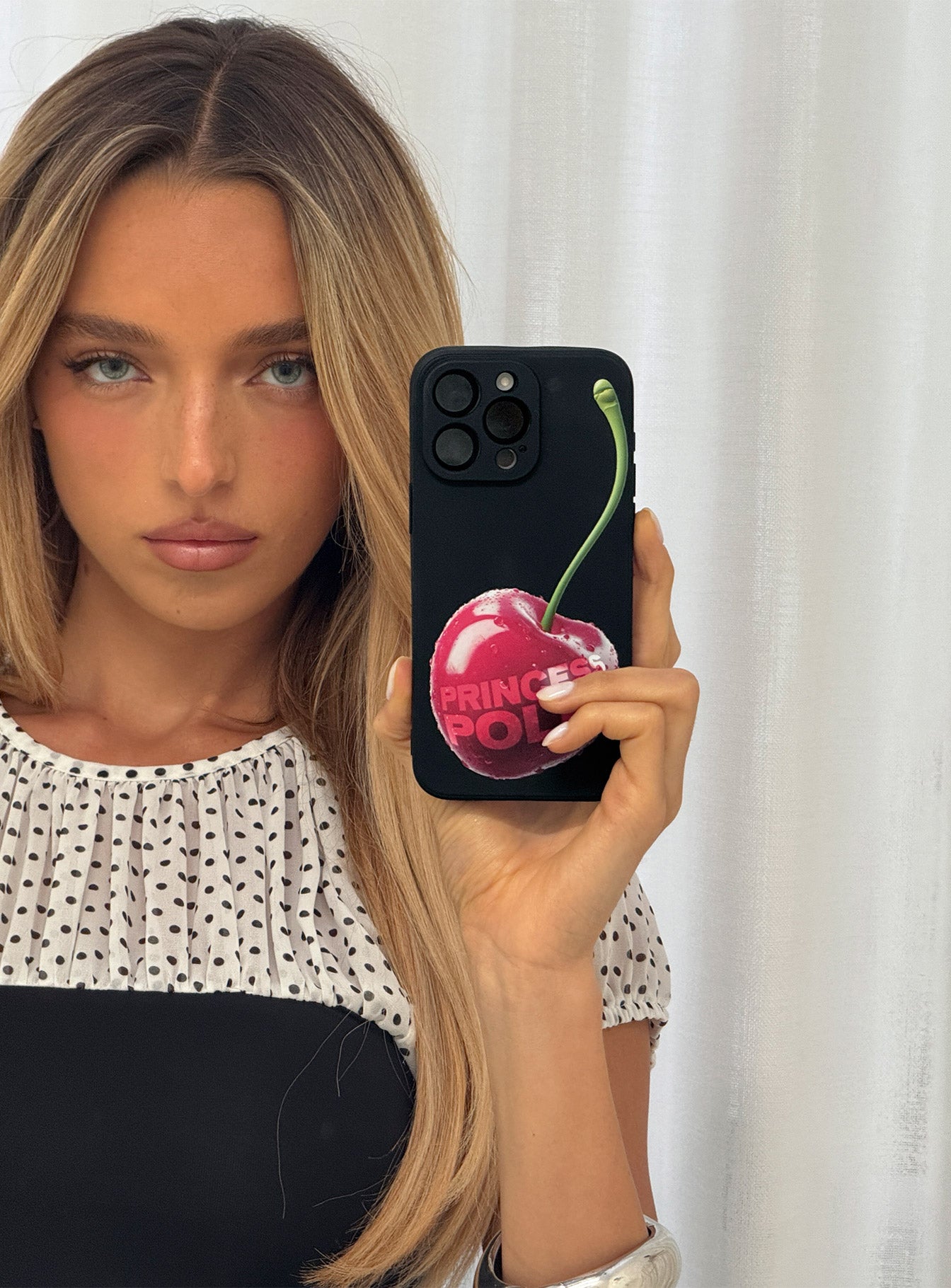 Earnestly Iphone Case Black Cherry - Image 2