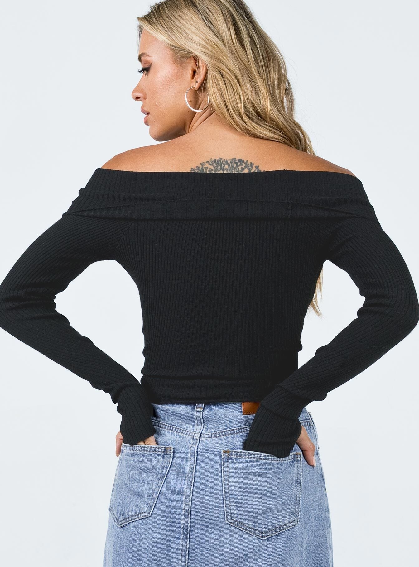 Morley Off Shoulder Sweater Black - Image 5