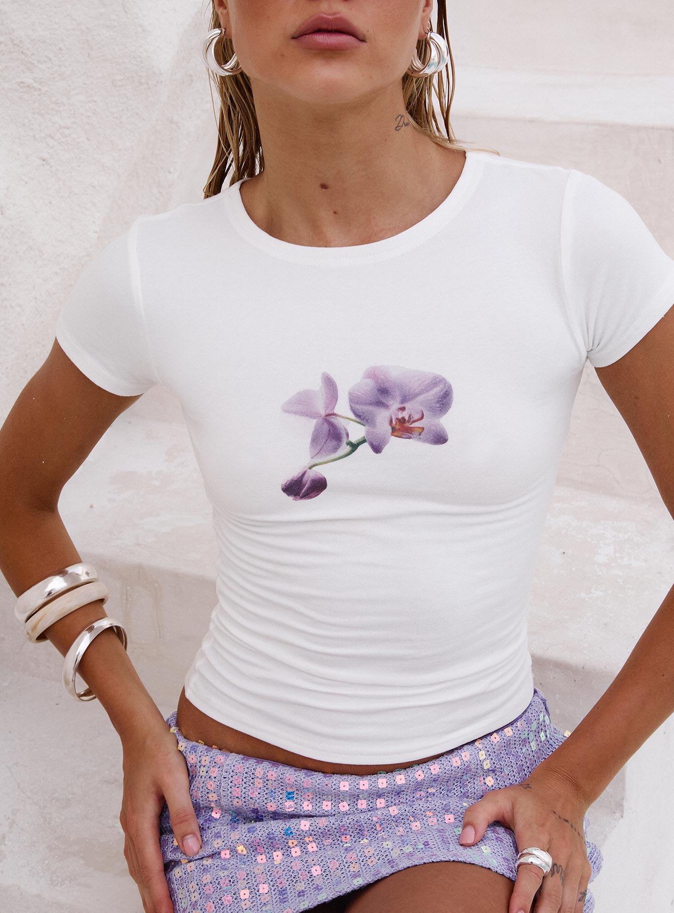 New Light Graphic Top White - Image 4
