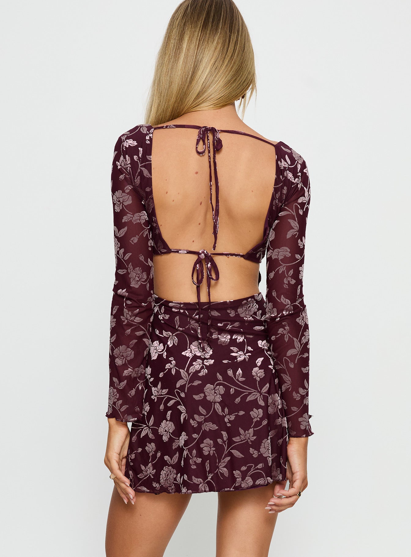 Raylena Long Sleeve V-neck Mini Dress Burgundy Floral - Image 5