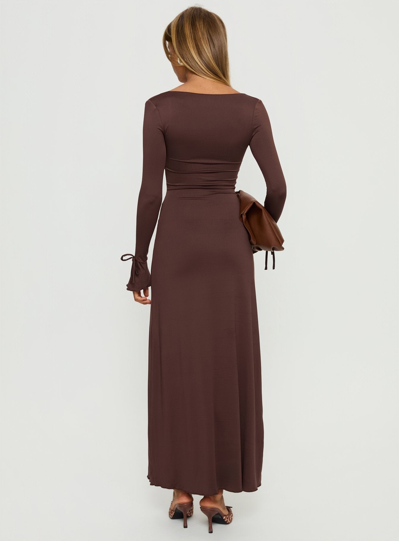 Dalzine Maxi Dress Chocolate - Image 4