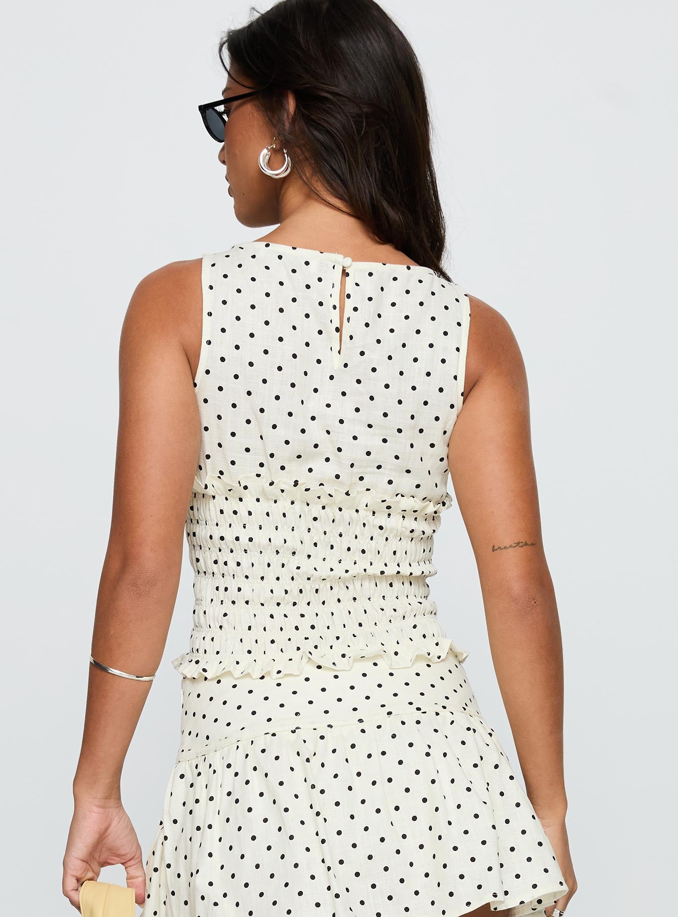 Roxee Ruched Linen Blend Top Cream Polka - Image 5