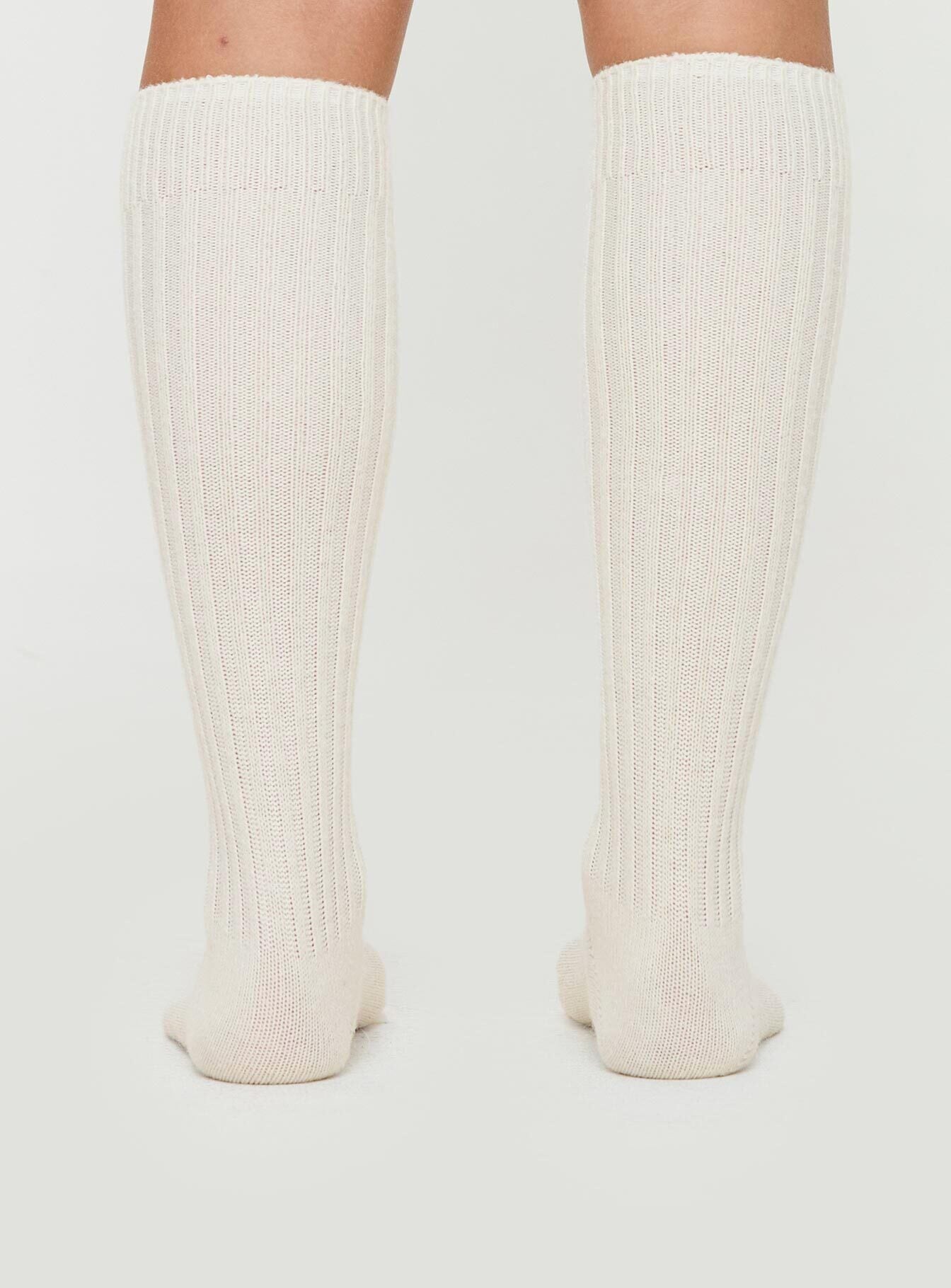 Boderline Knee High Socks White - Image 4