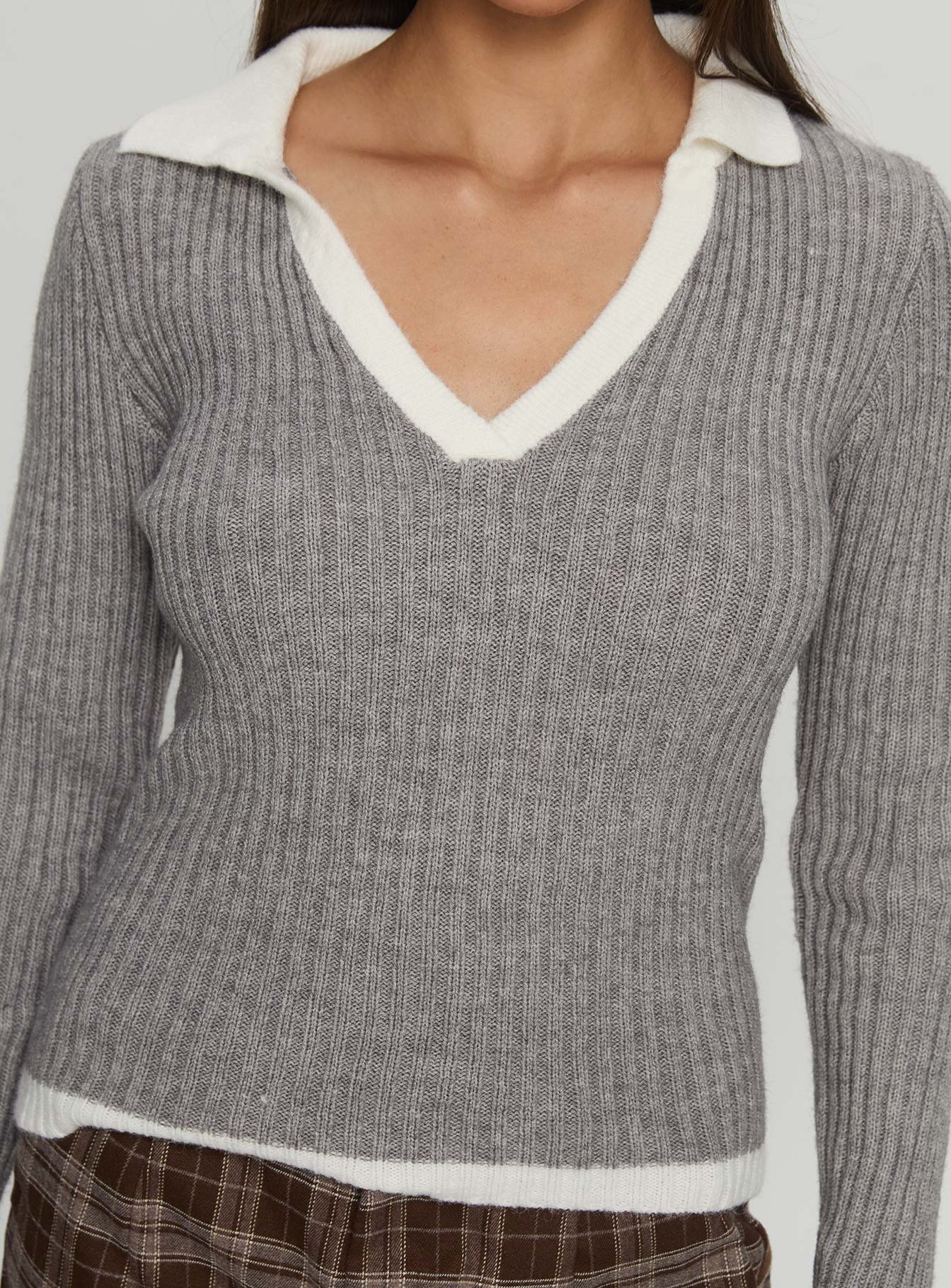 Skylen Long Sleeve Collared Top Grey - Image 6