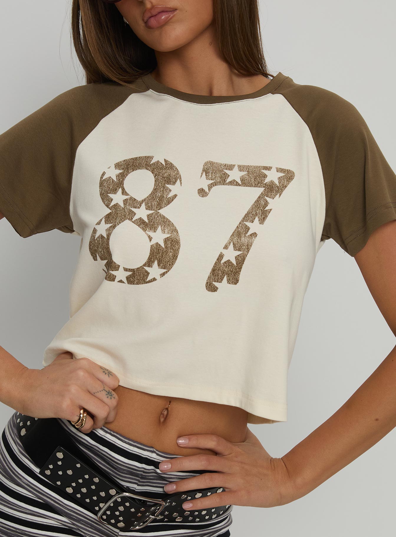 87 Classic Graphic Top White Green - Image 6