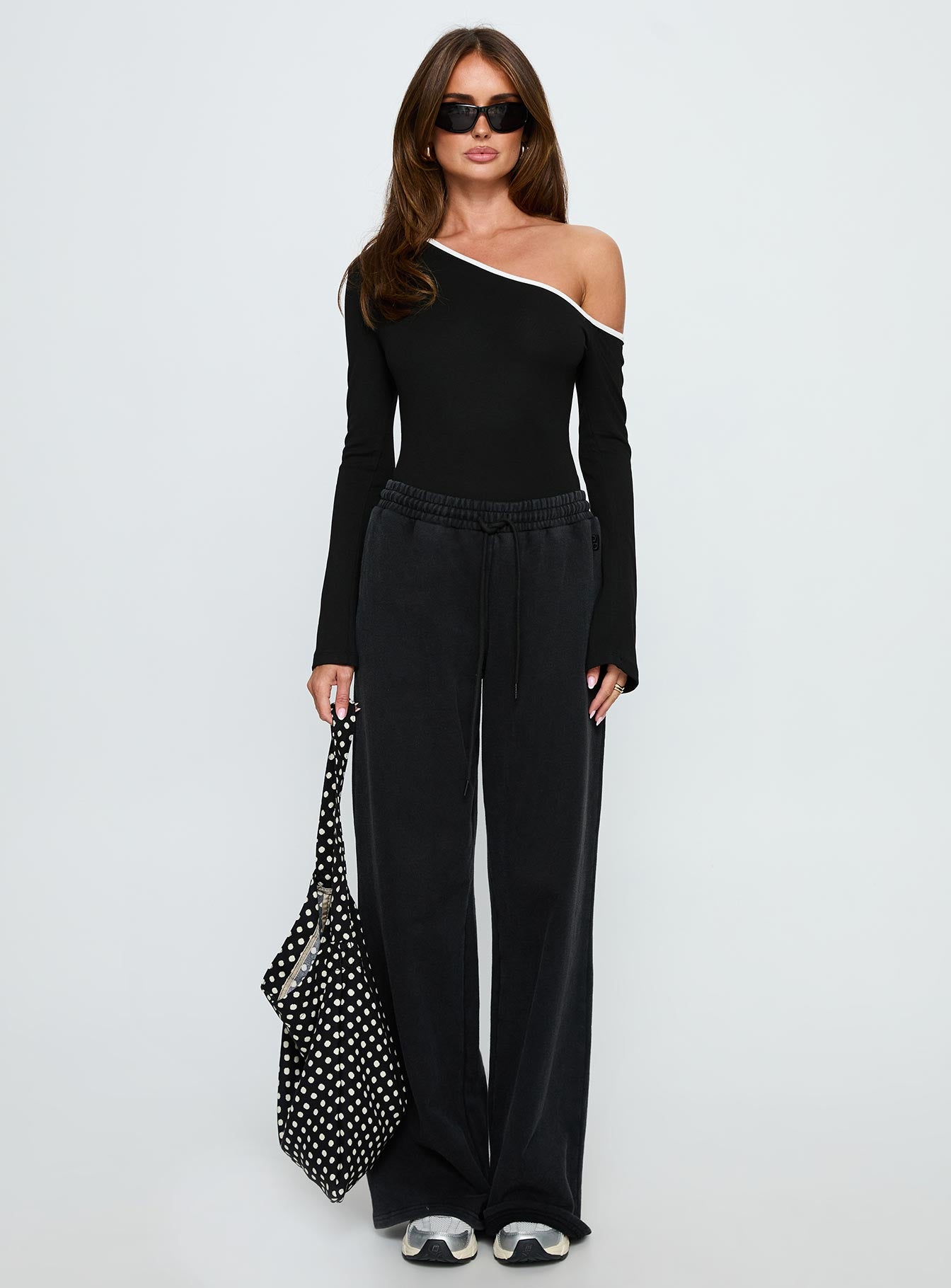Andrielle One Shoulder Long Sleeve Bodysuit Black White - Image 6
