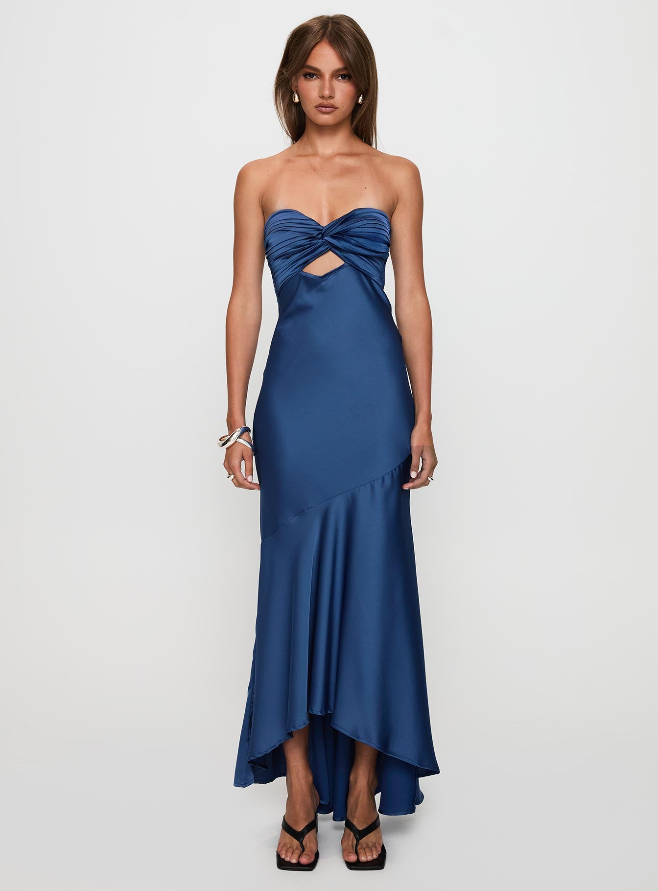 Stand A Chance Twist Detail Maxi Dress Navy - Image 7