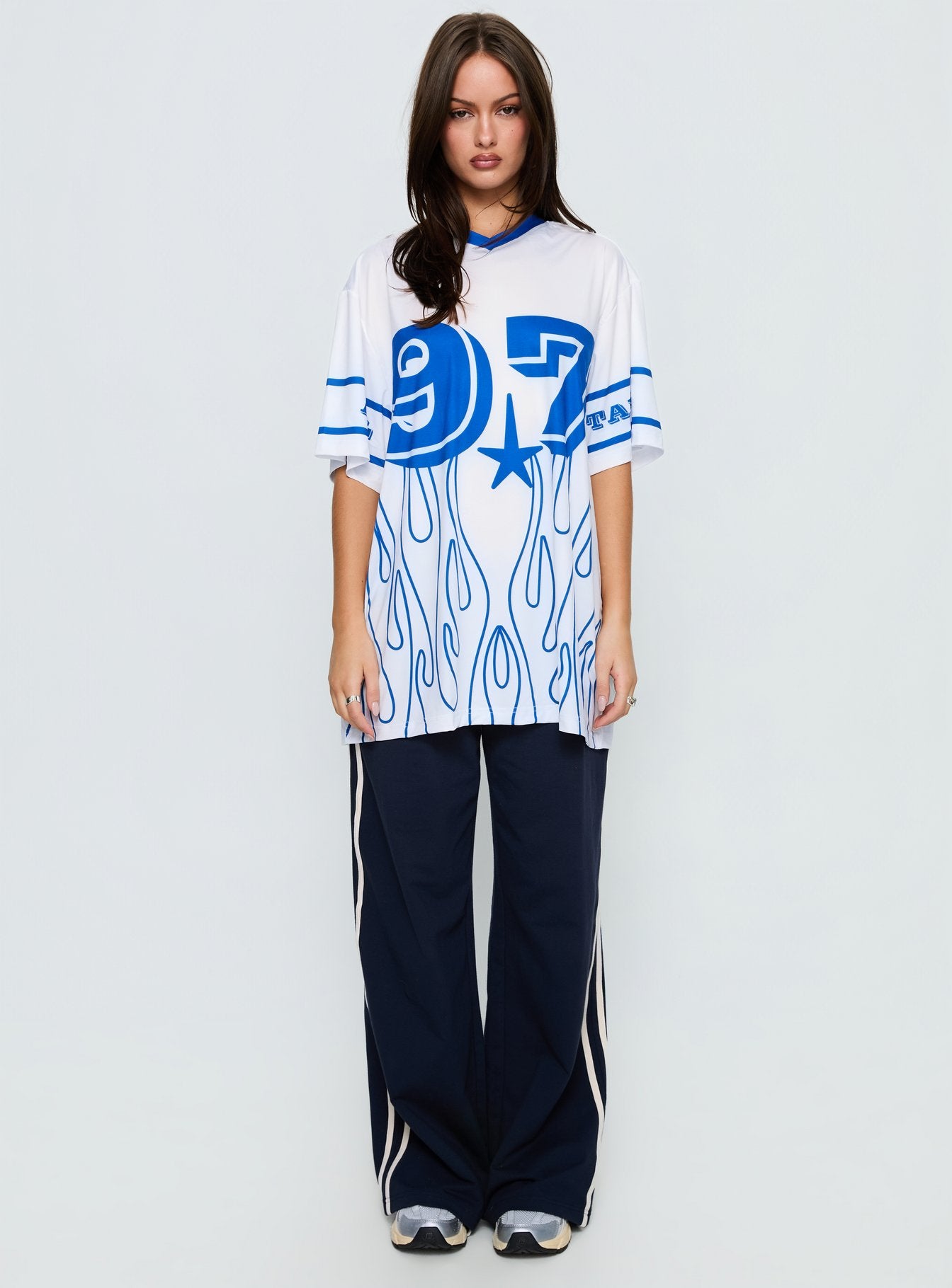 97 Sportstar Oversized Jersey Graphic Top White Blue - Image 7