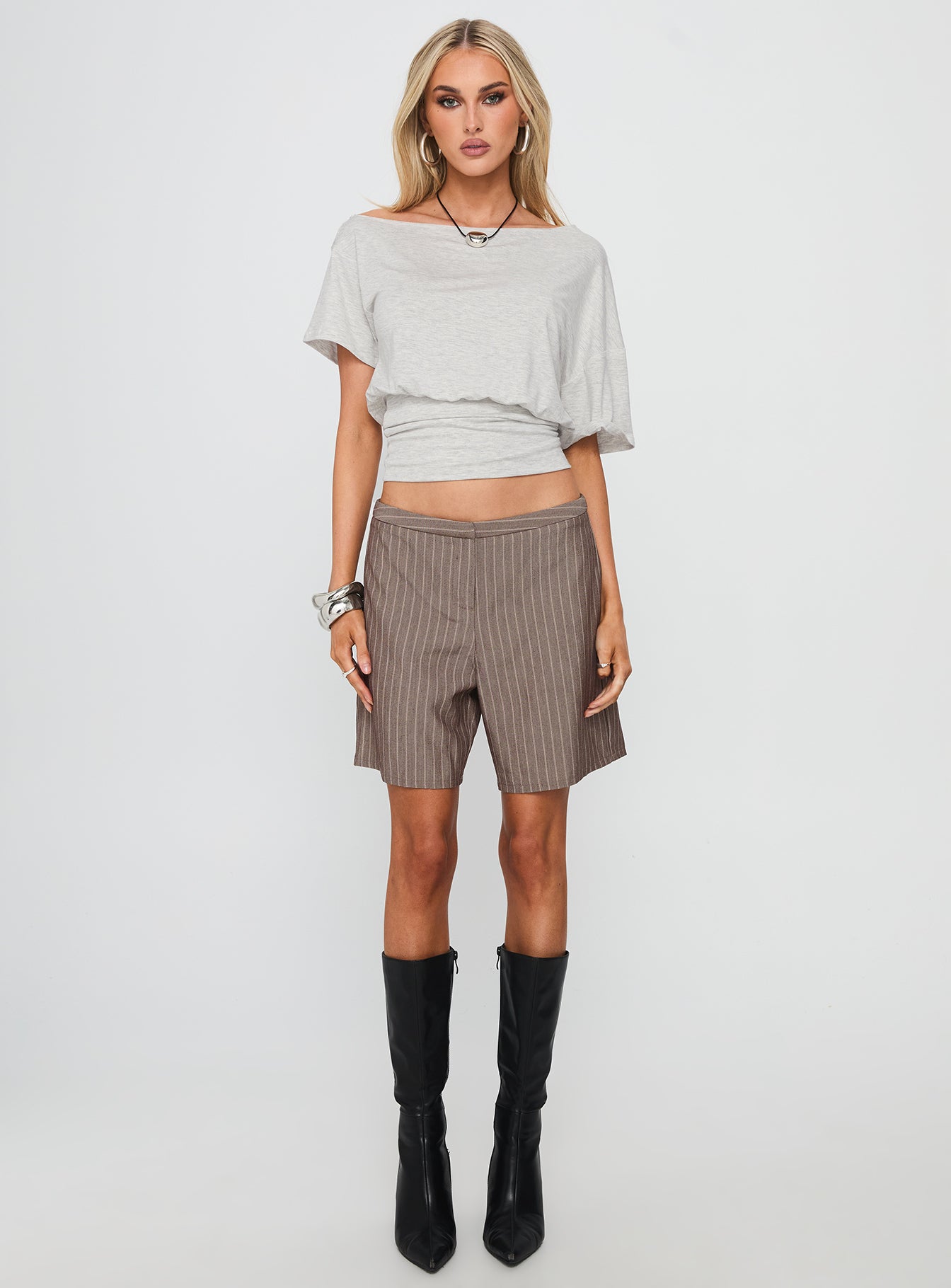 Sarun Short Pinstripe Brown - Image 7