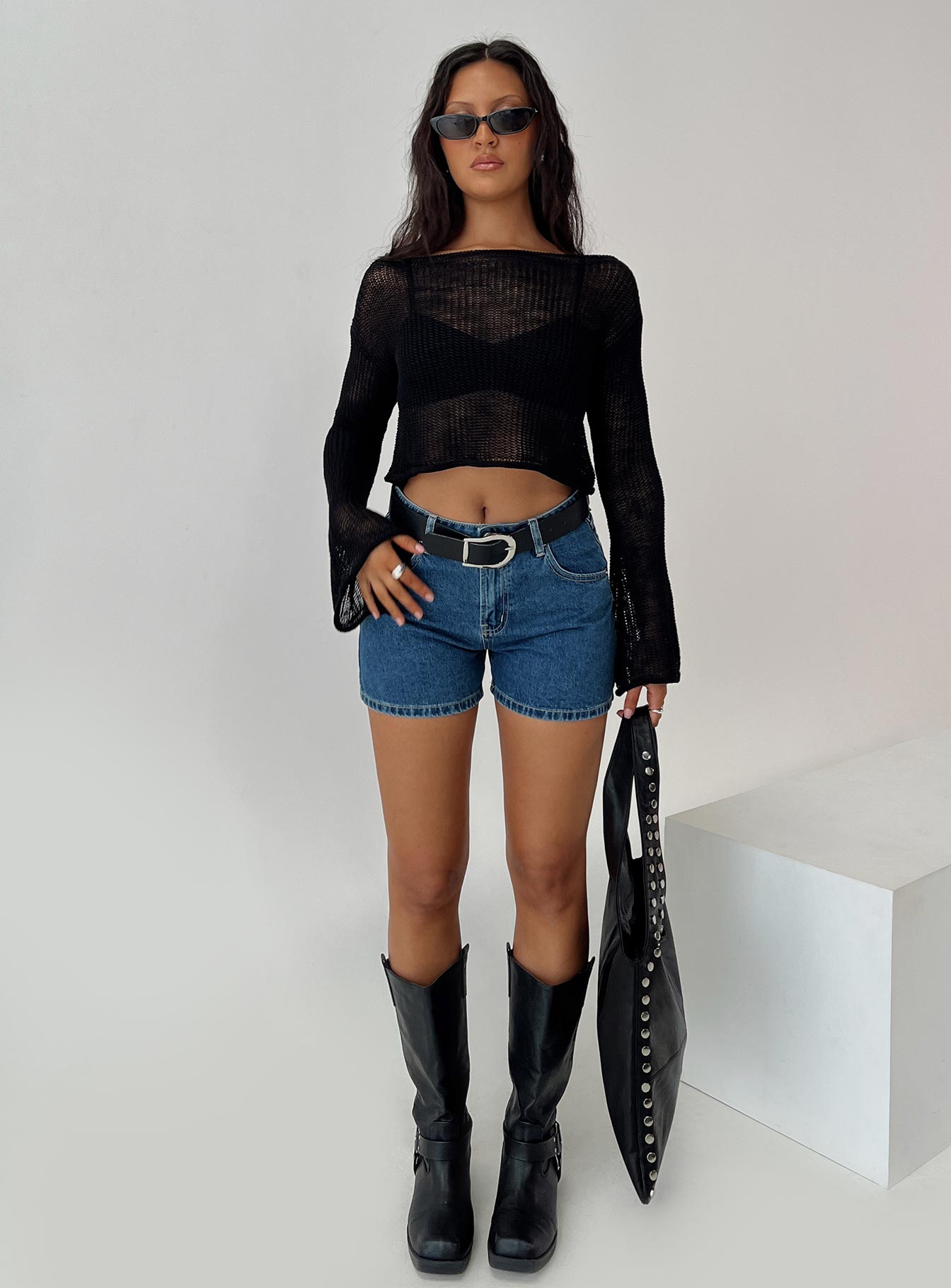 Cafe Pari Sweater Black - Image 8